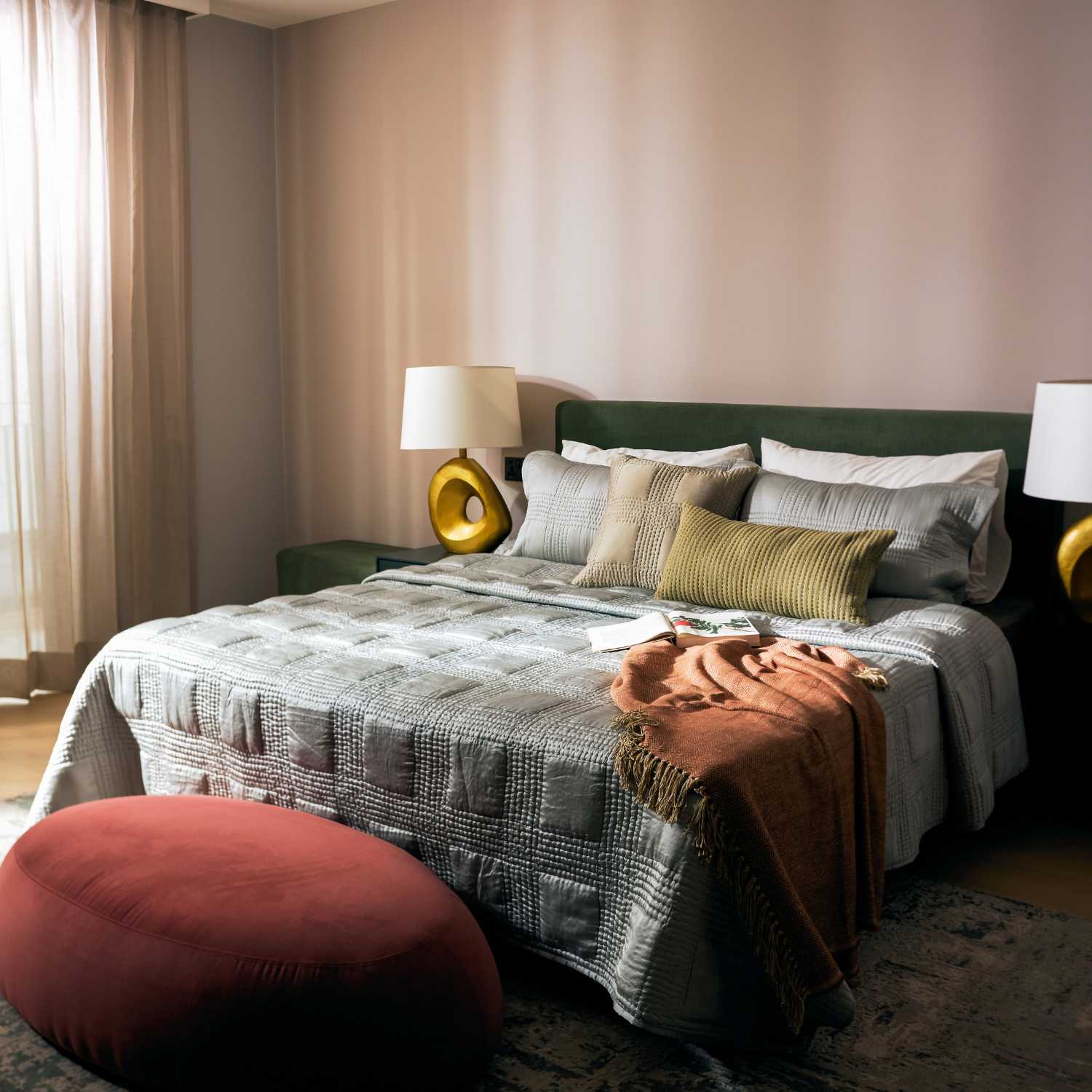 Vento Vegan Silk Handquilted Bedcover Set