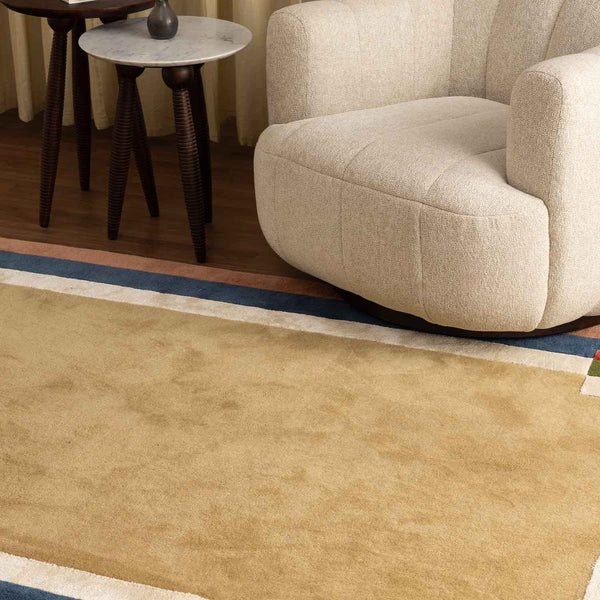 Thela Hand Tufted Woollen And Viscose Rug