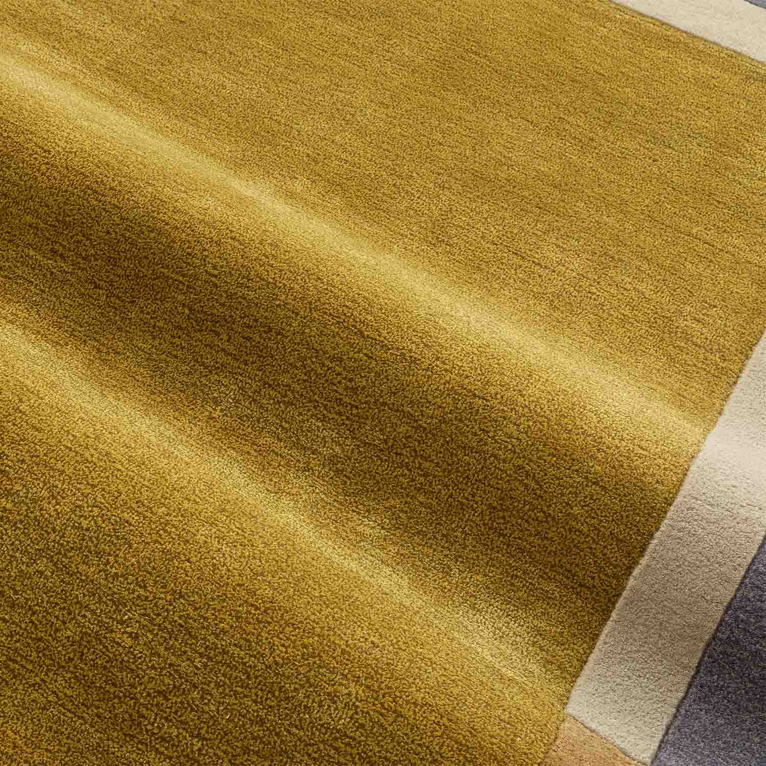 Chaubara Hand Tufted Woollen And Viscose Rug