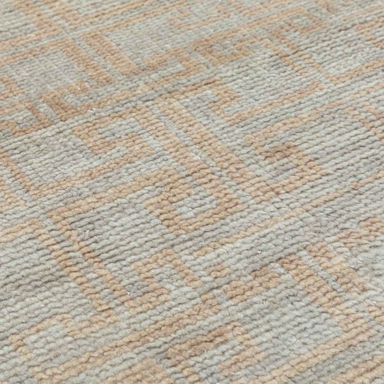 Kaira Hand Knotted Woollen Rug