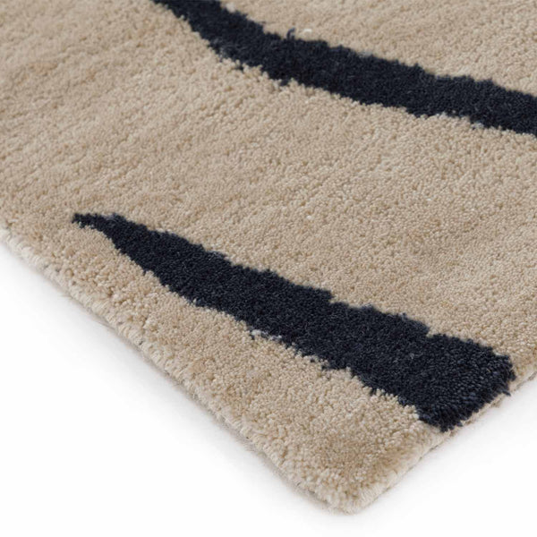 Adrika Hand Tufted Woollen And Cotton Rug