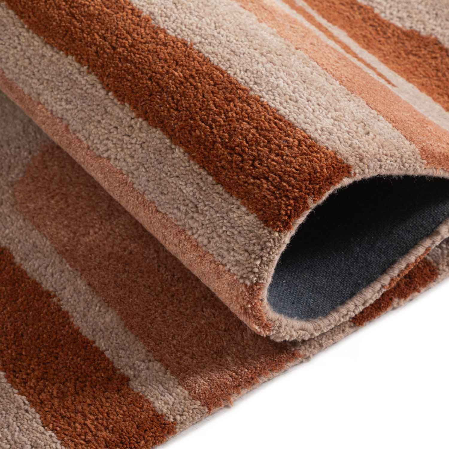 Amui Hand Tufted Woollen Rug