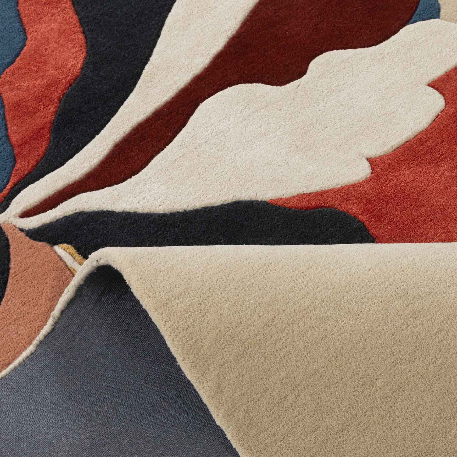 Tikli Hand Tufted Woollen And Viscose Rug