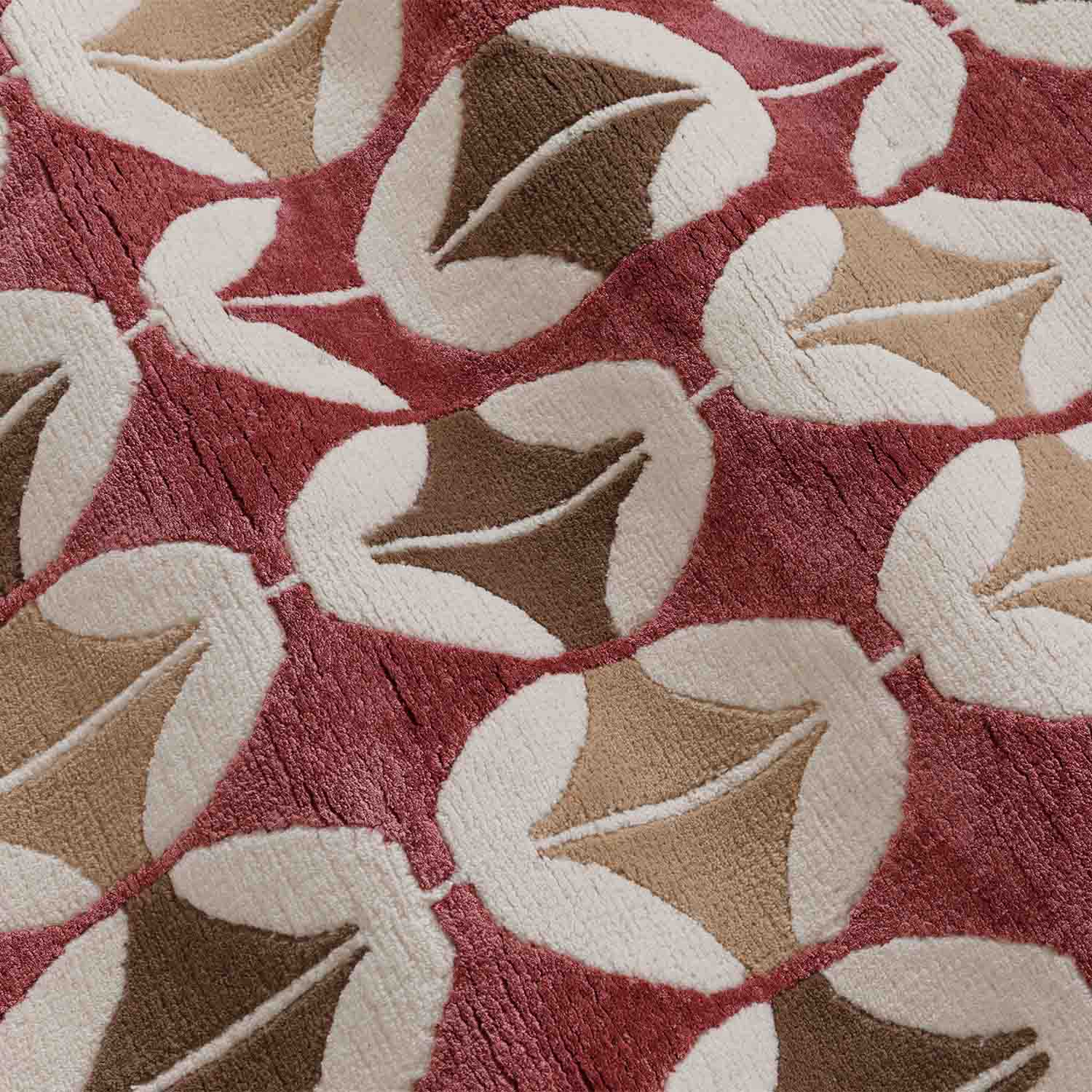 Shigatse Hand Knotted Woollen And Viscose Rug