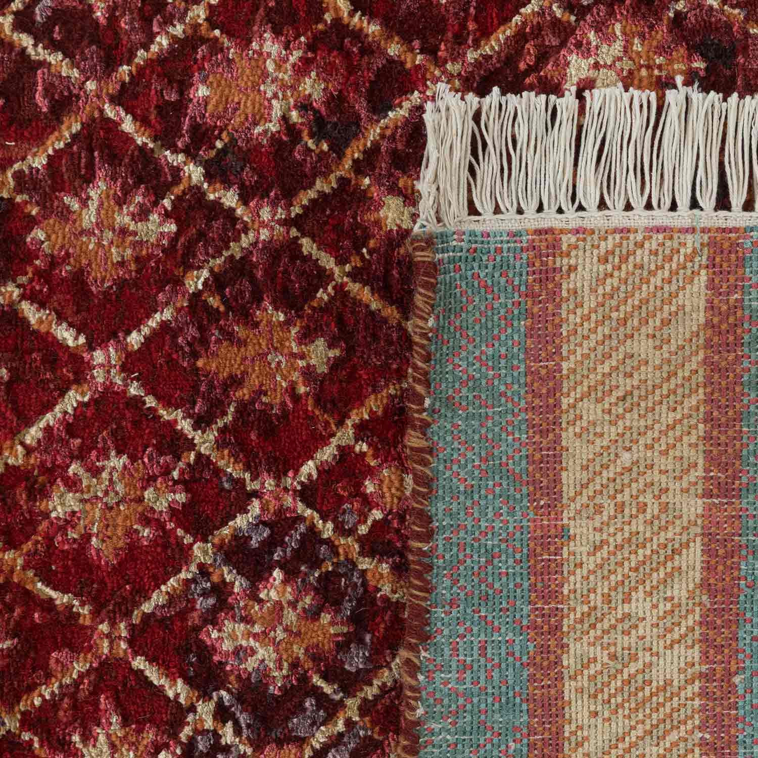 Ruby Lattice Hand Knotted Woollen And Viscose Runner Rug