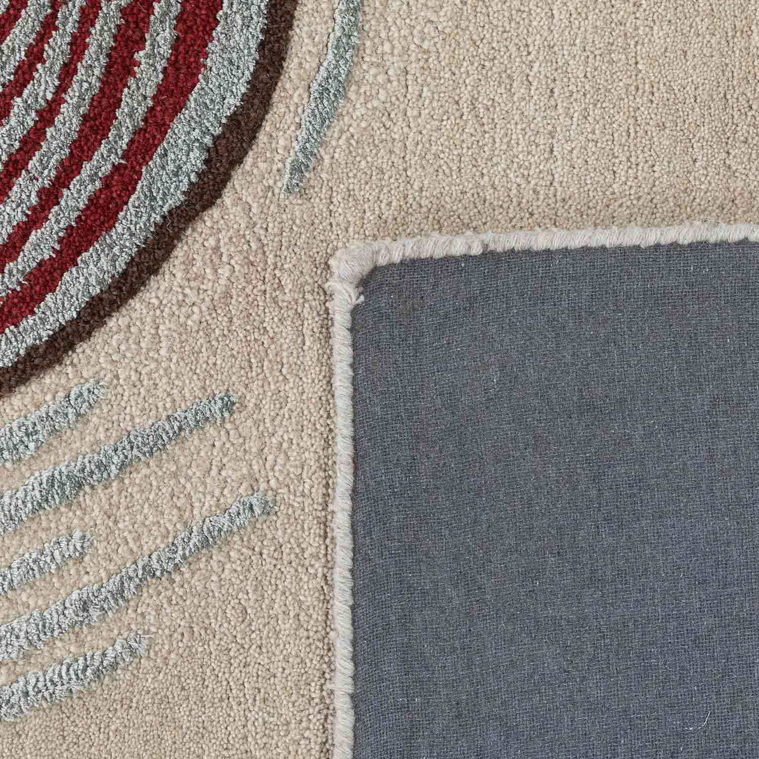 Wavy Hand Tufted Woollen And Viscose Rug