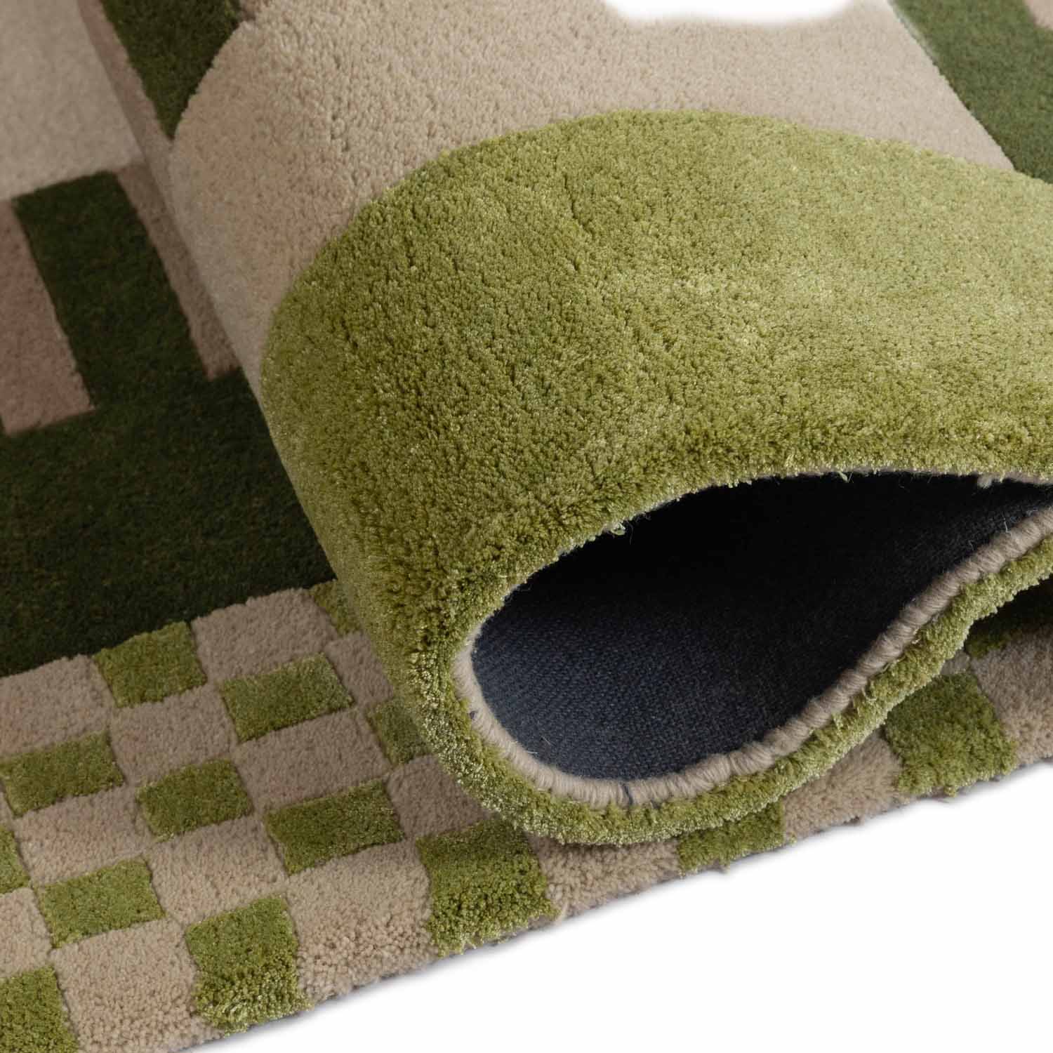 Parak Hand Tufted Woollen And Viscose Rug