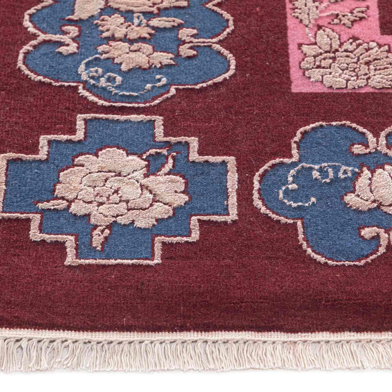 Arabesque Hand Knotted Woollen And Silk Rug By Ashdeen
