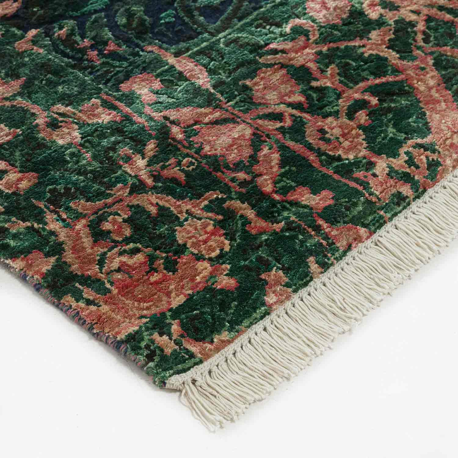 Ornamental Emerald Hand Knotted Woollen And Viscose Rug