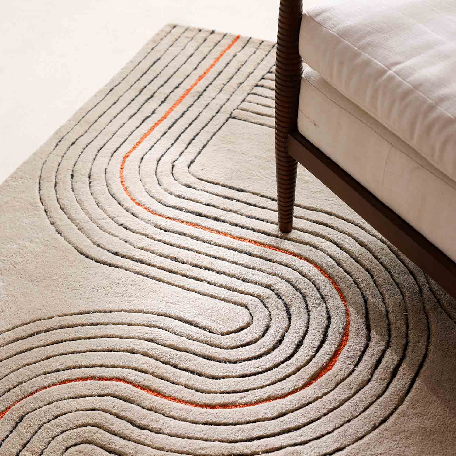 Dendera Hand Tufted Woollen And Viscose Rug