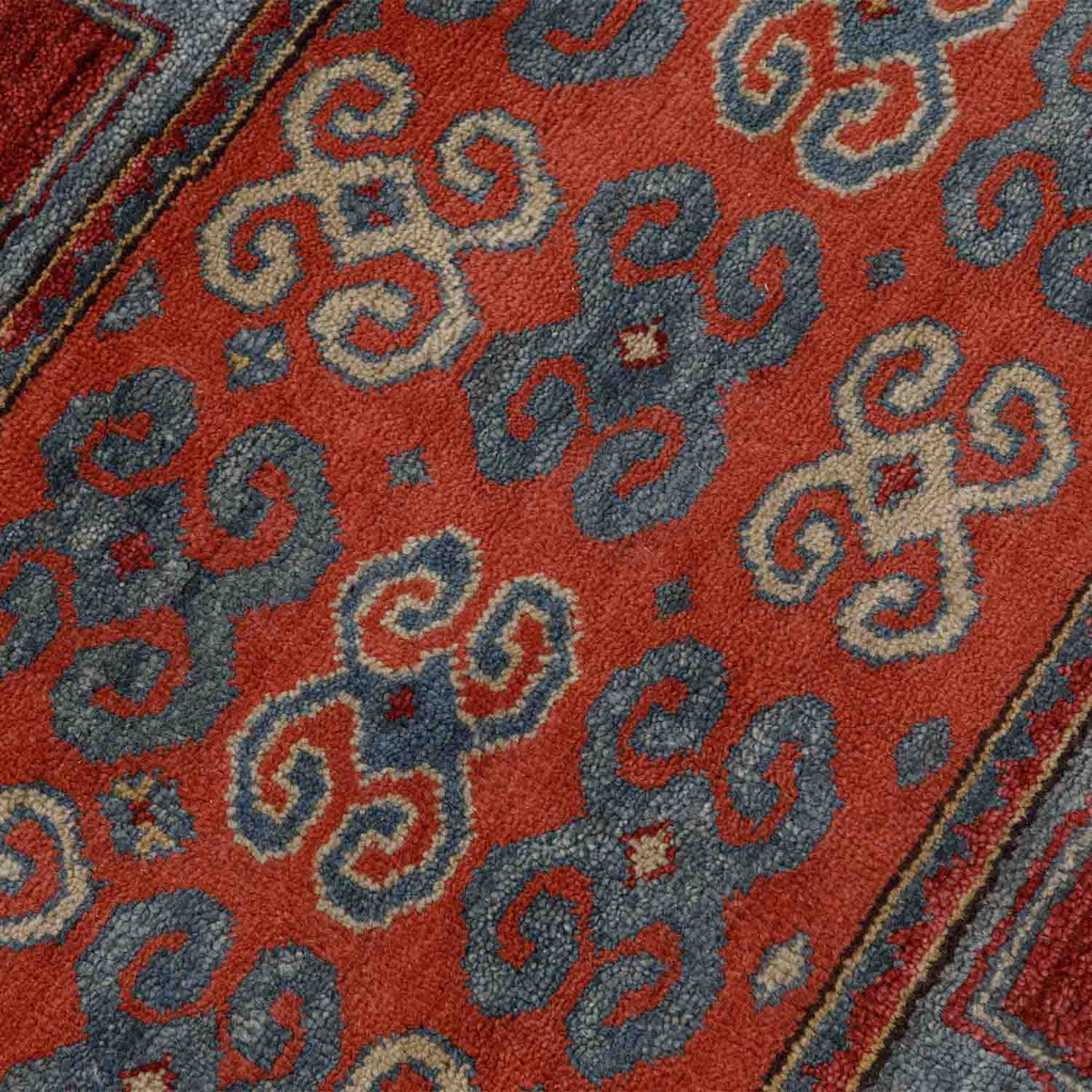 Star Medalion Field Hand Knotted Wool Rug