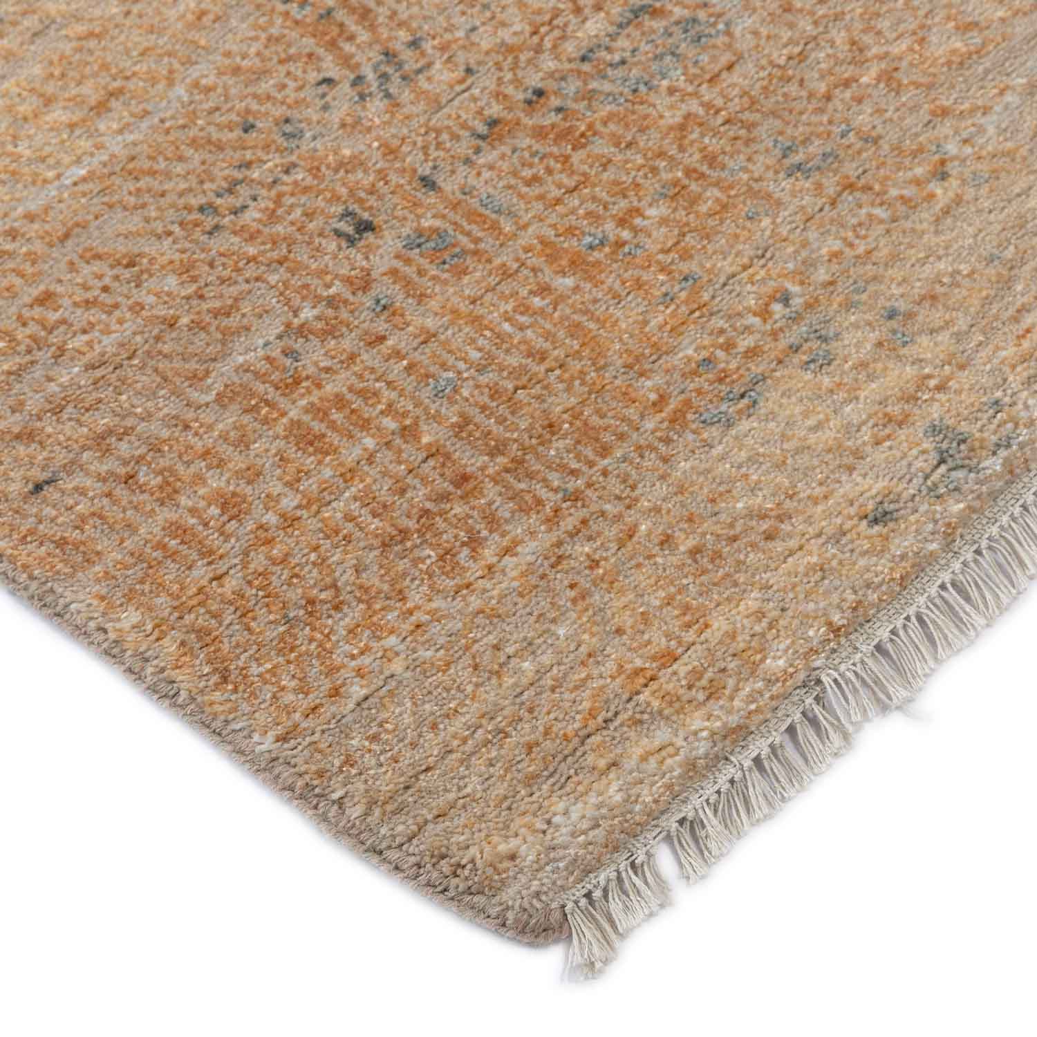 Kagero Hand Knotted  Woollen And Viscose Rug