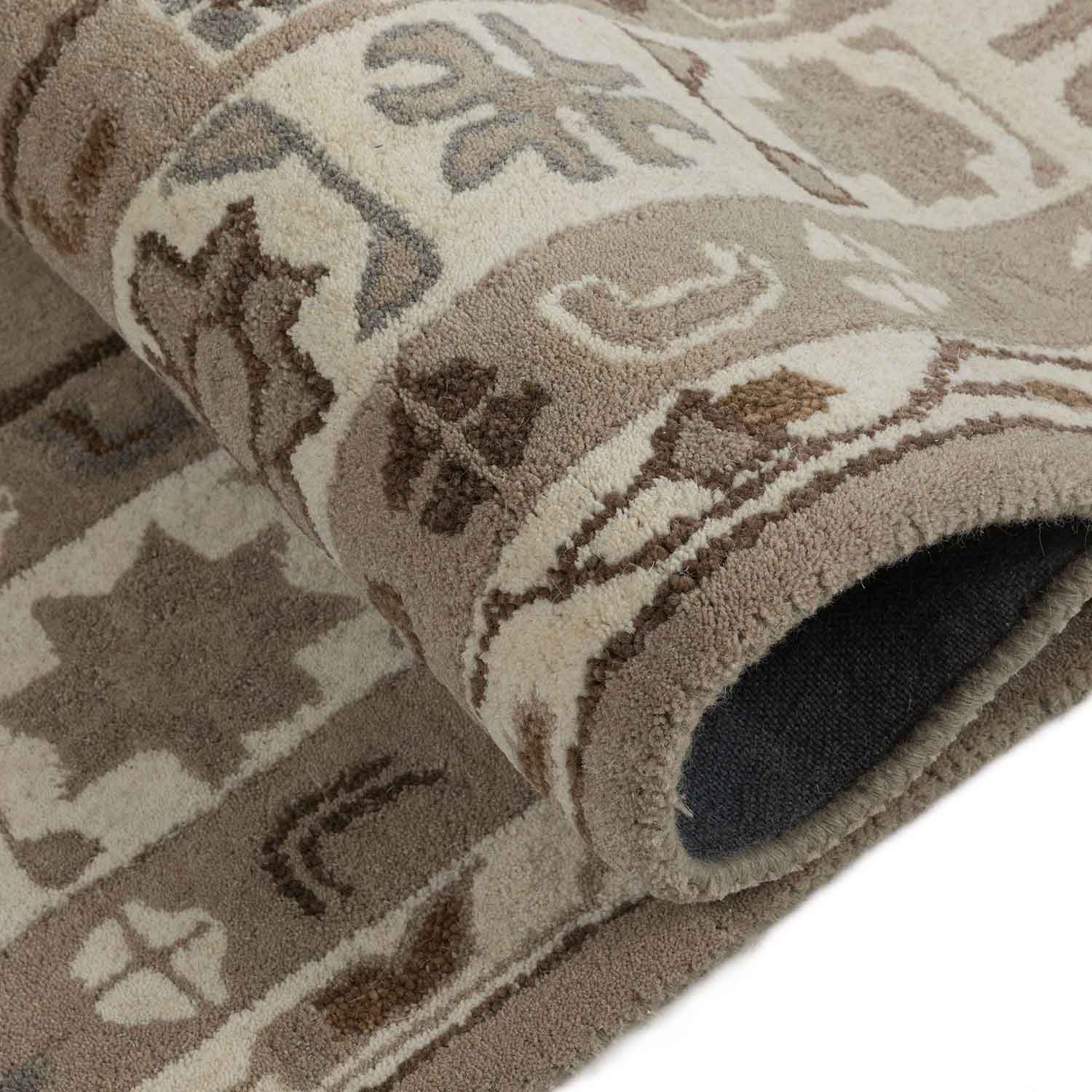 Mehvar Hand Tufted Woollen Rug