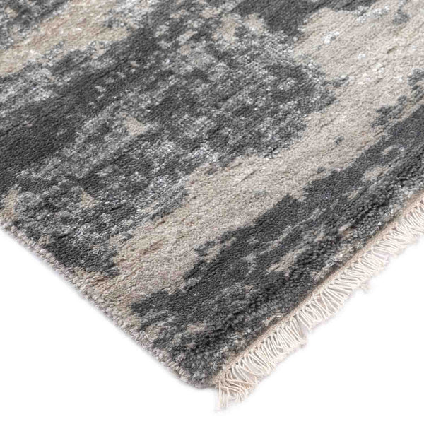 Kage Hand Knotted  Woollen And Viscose Rug