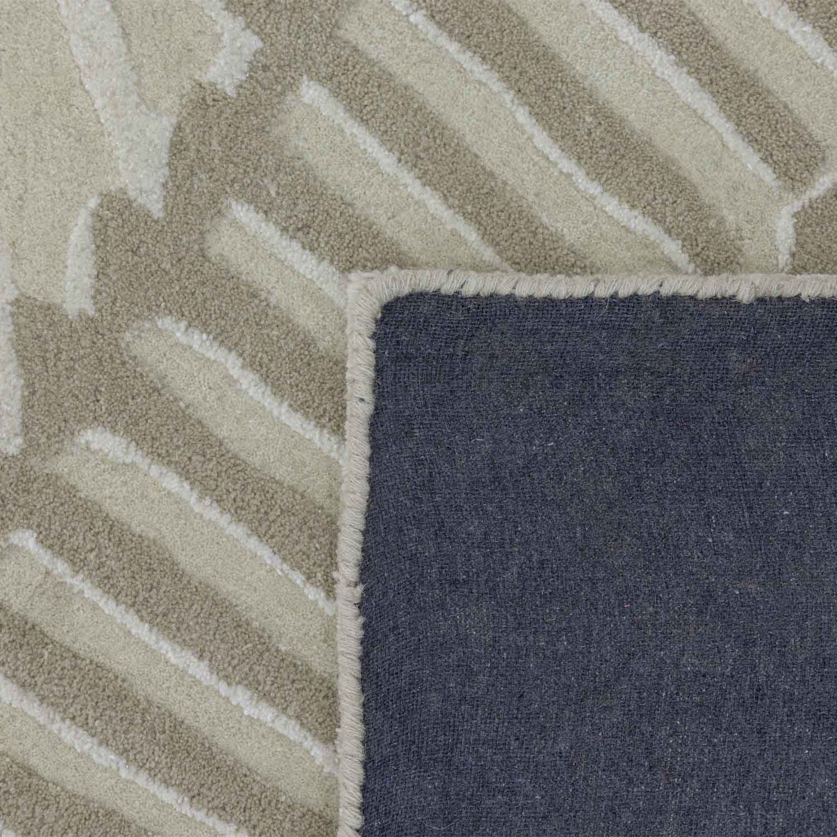 Aurelin Hand Tufted Wool And Visocse Rug