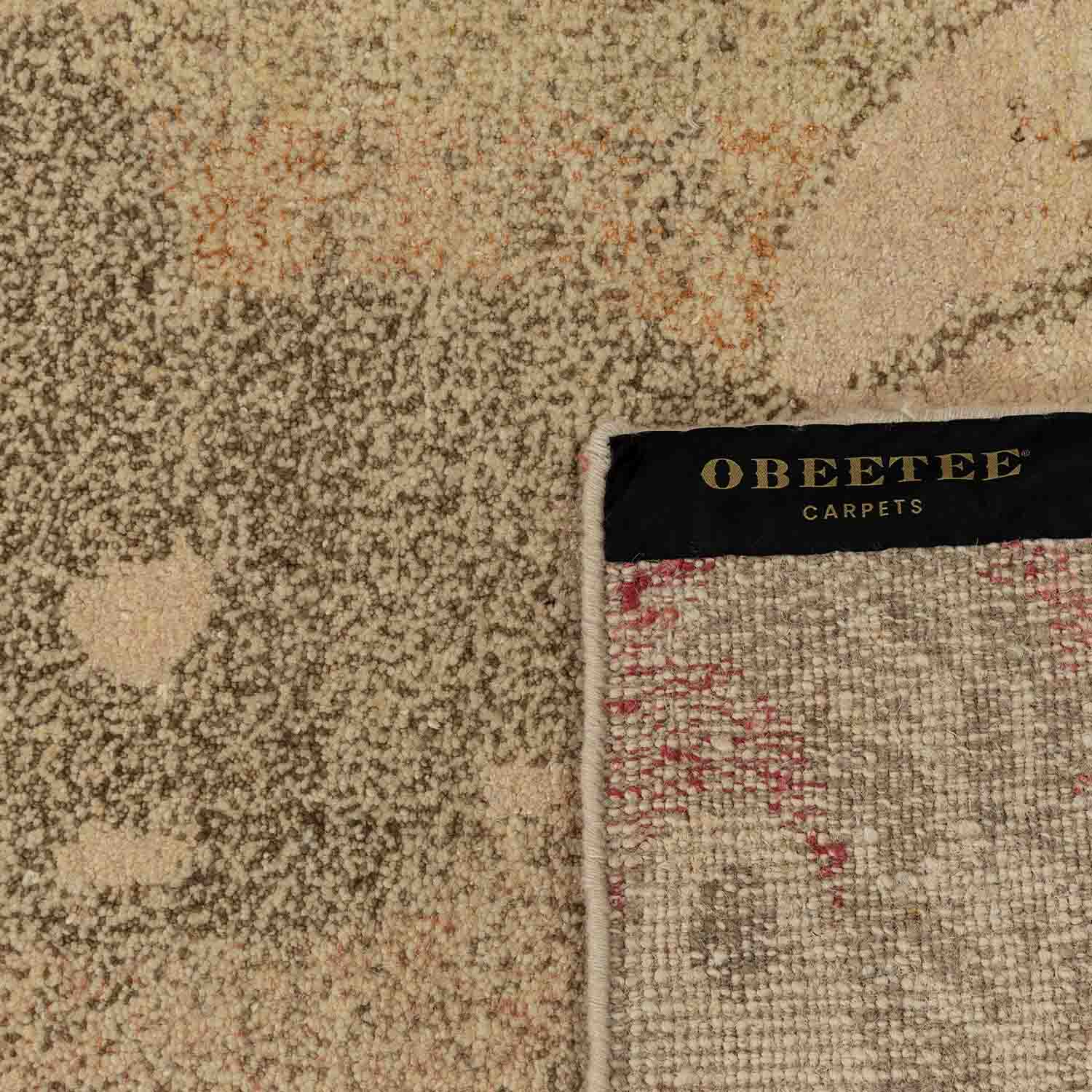 Etna Hand Knotted Woollen And Silk Rug By Mariella Ienna