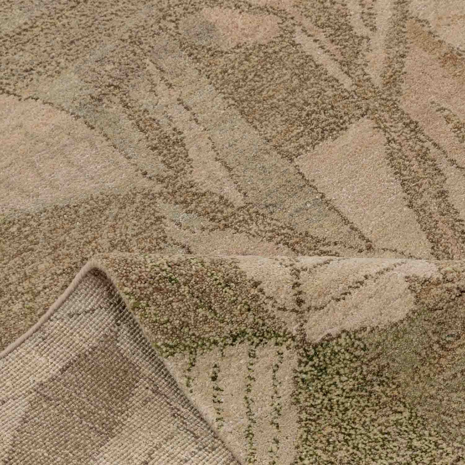 Oliva Hand Knotted Woollen And Silk Rug By Mariella Ienna