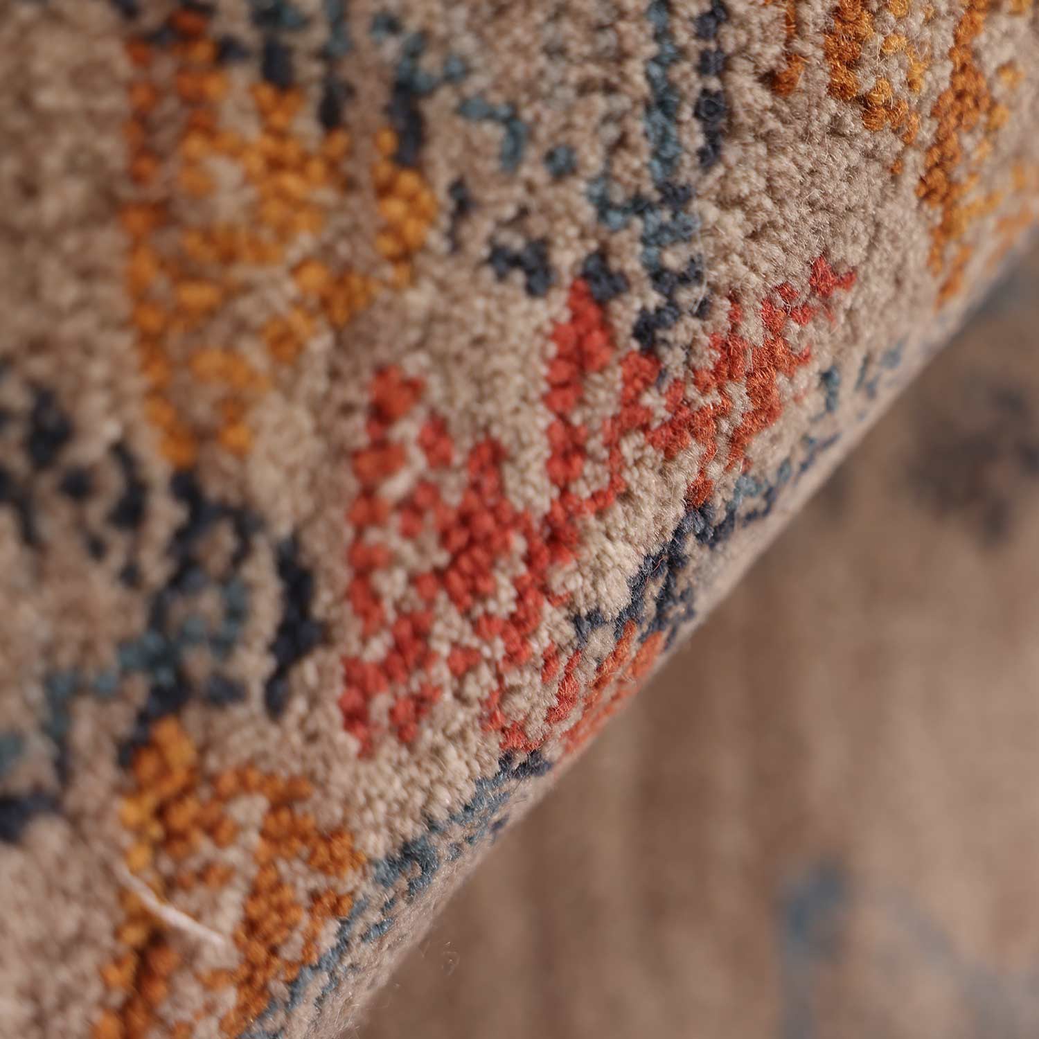 Cinda Hand Tufted Woollen Rug