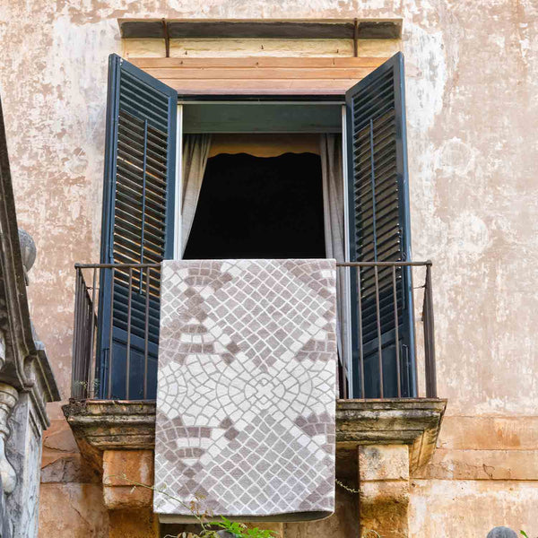 Mezzapica Handtufted Woollen And Viscose Rug By Mariella Ienna