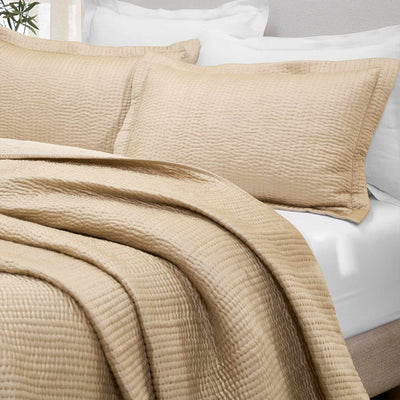 Lily Vegan Silk Handquilted Bed Cover Set
