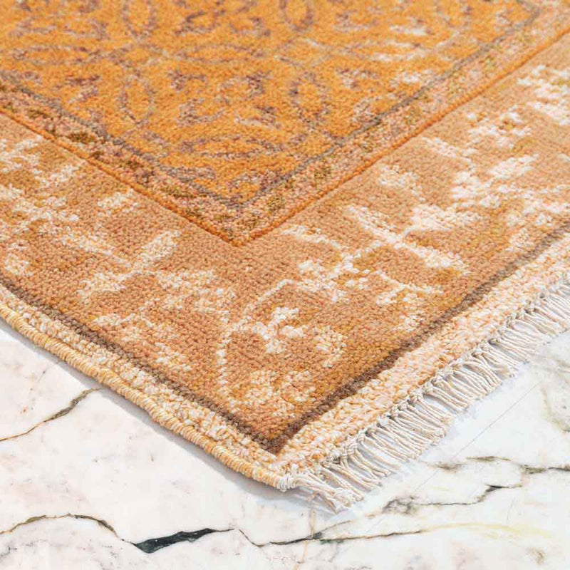 Seher Hand Knotted Woollen and Viscose Rug