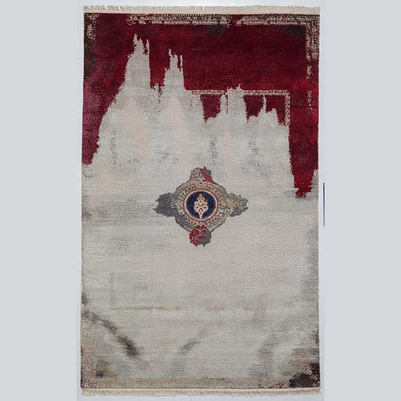 The Gallant Hand knotted Woollen and Silk Rug