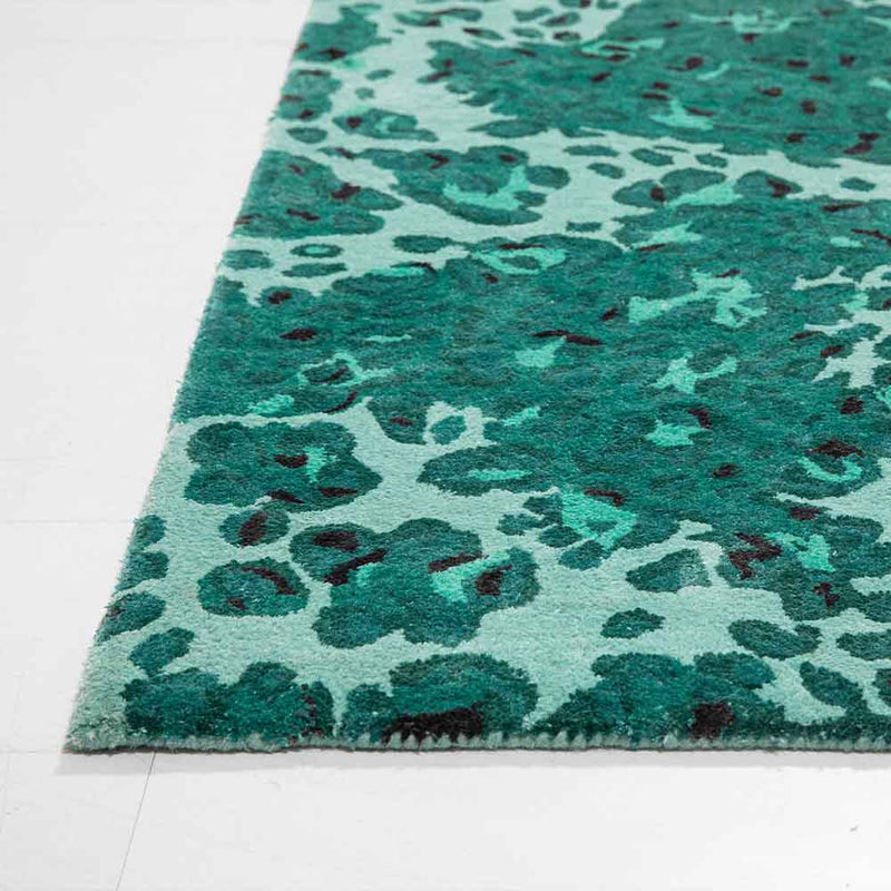 Leopard Love-N Hand Tufted Woollen and Viscose Rug
