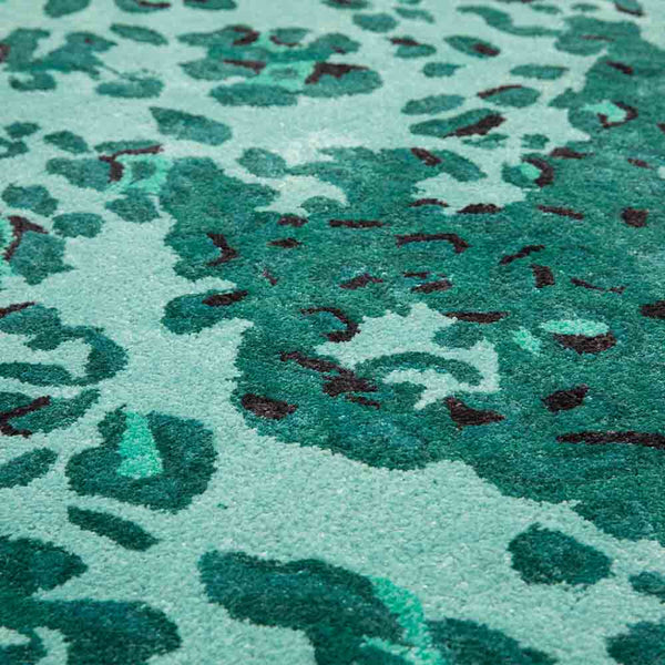 Leopard Love-N Hand Tufted Woollen and Viscose Rug By Matthew Williamson