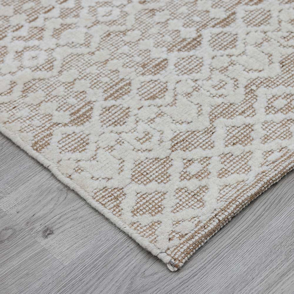 Varu Handwoven Wool and Jute Rug