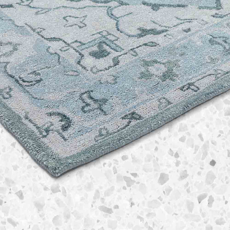 Heriz Hand Tufted Woollen and Sustainable Polyester Rug