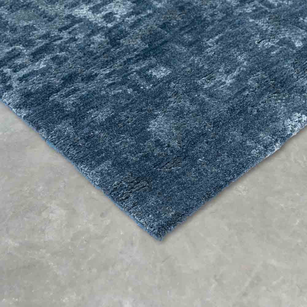 Gyatso Hand Knotted Woollen and Viscose Rug