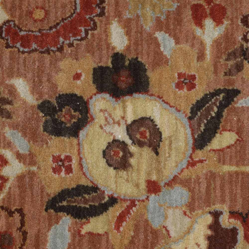 Vase Hand Knotted Woollen Rug