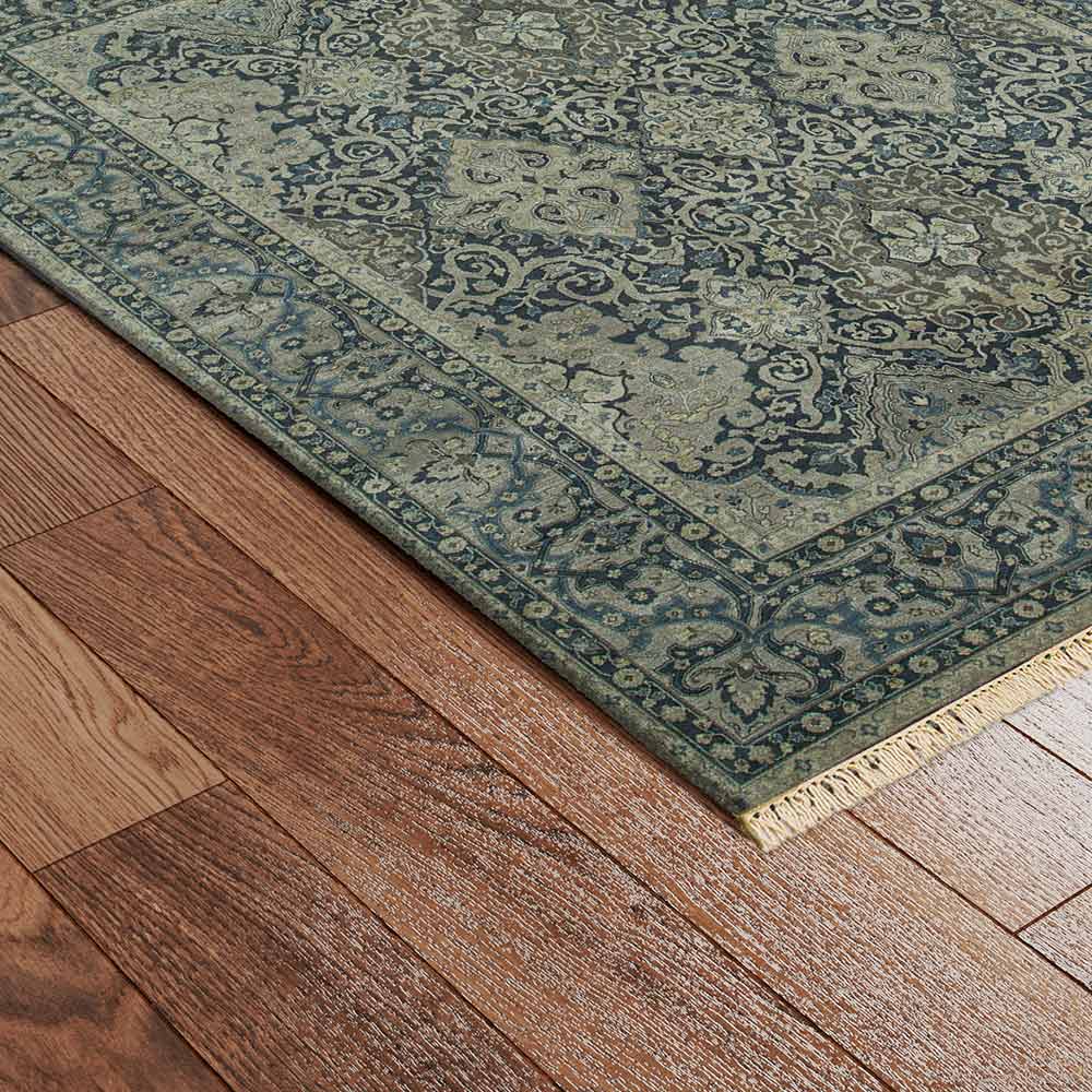 Laver Kirman Hand Knotted Woollen Rug