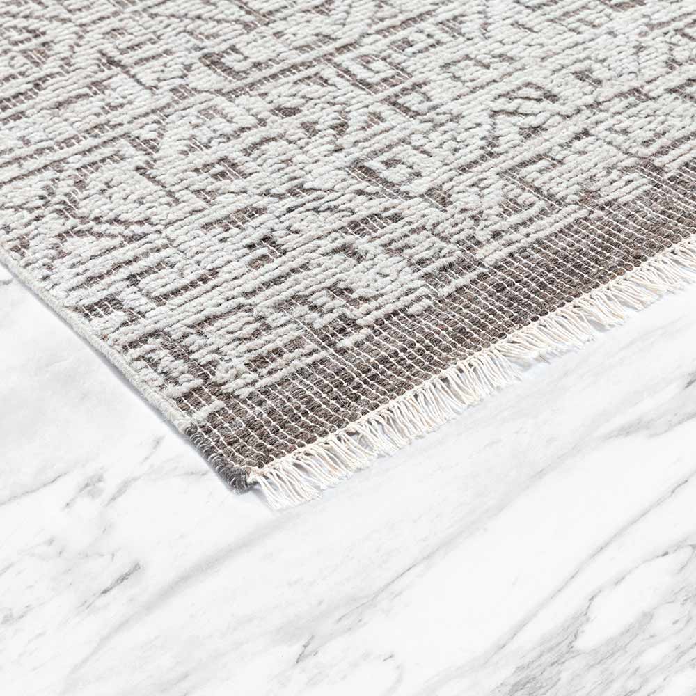 Cinema Hand Knotted Woollen Rug