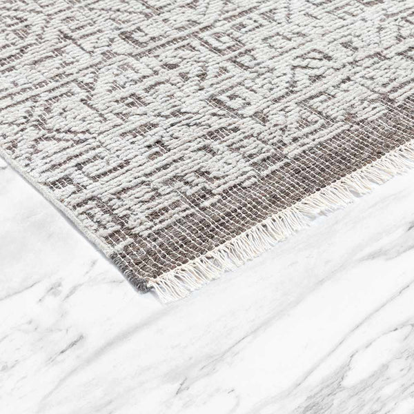 Cinema Hand Knotted Woollen Rug