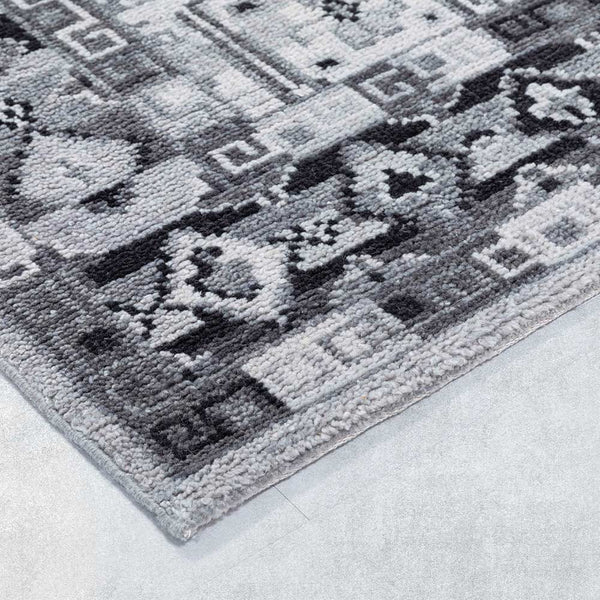 Impith Hand Knotted Woollen Rug