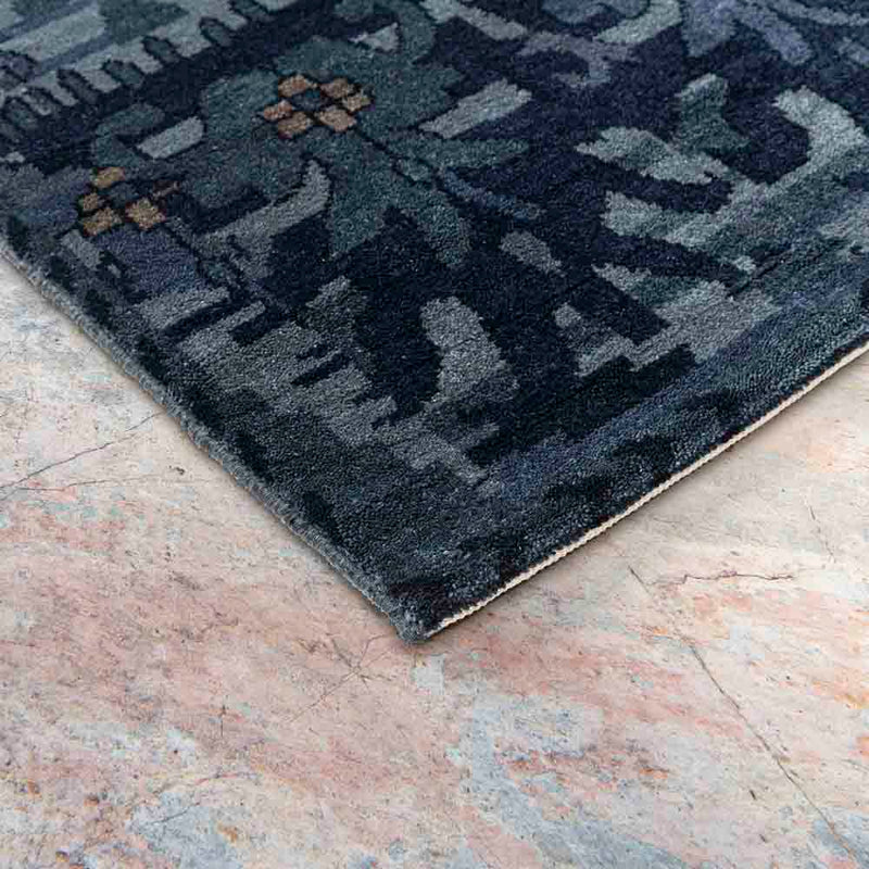 Shail Hand Knotted Woollen Rug