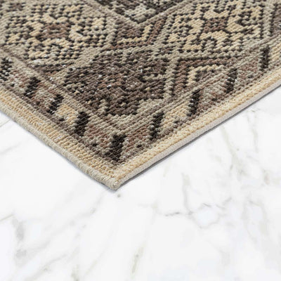 Castlehill Hand Knotted Woollen Rug