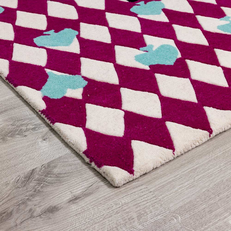 The Queen of Hearts Hand Tufted Woolen Rug By Anita Dalmia