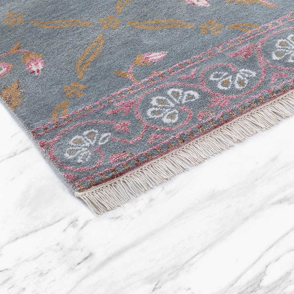 Naaz Hand Knotted Woollen Rug