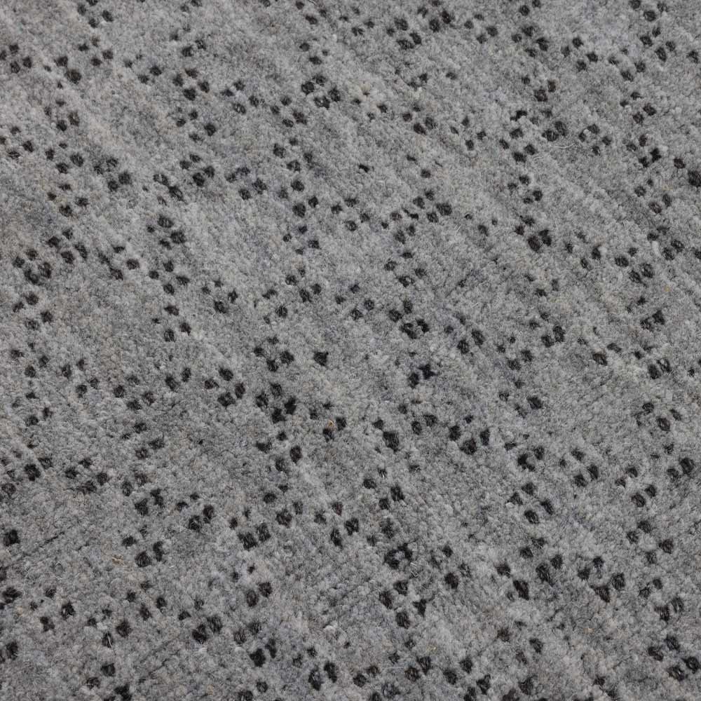 Zephra A Hand Loom Wool Rug