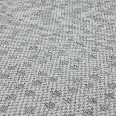 Varfi Hand Loom Recycled Polyester Rug