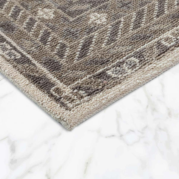 Holvi Hand Knotted Woollen Rug