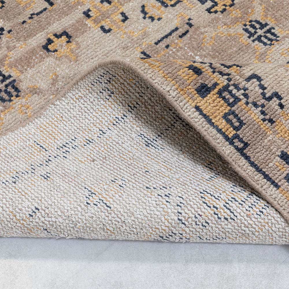 Ecco Hand Knotted Woollen Rug