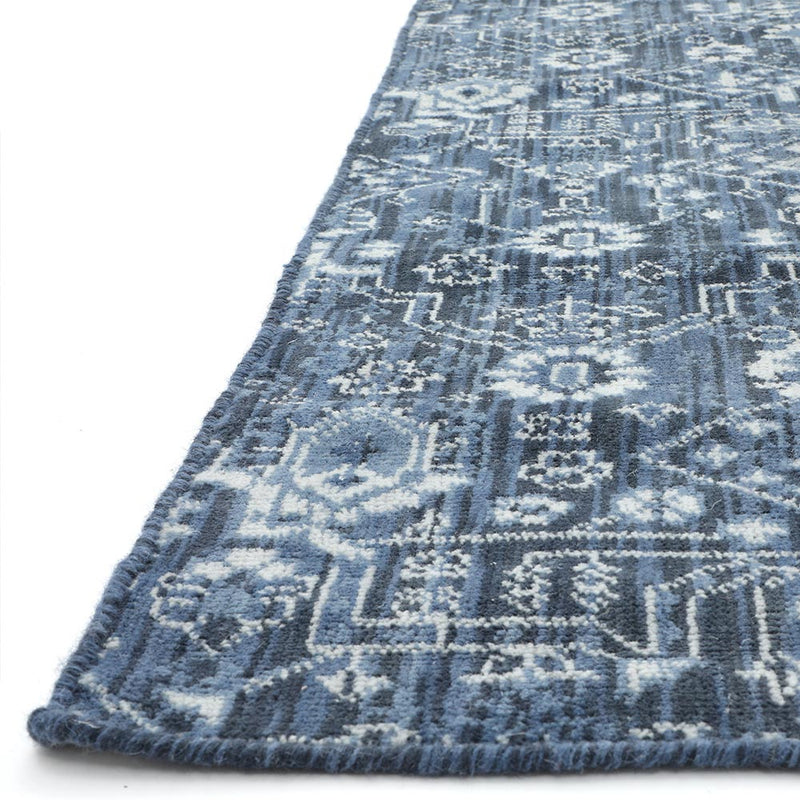 Transitional Woollen Rug