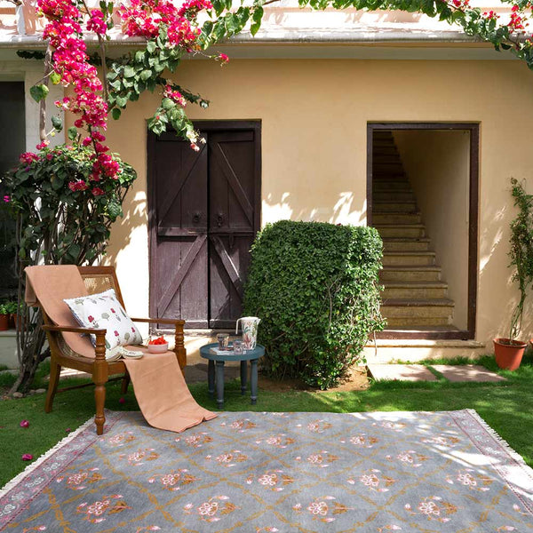 Naaz Hand Knotted Woollen Rug